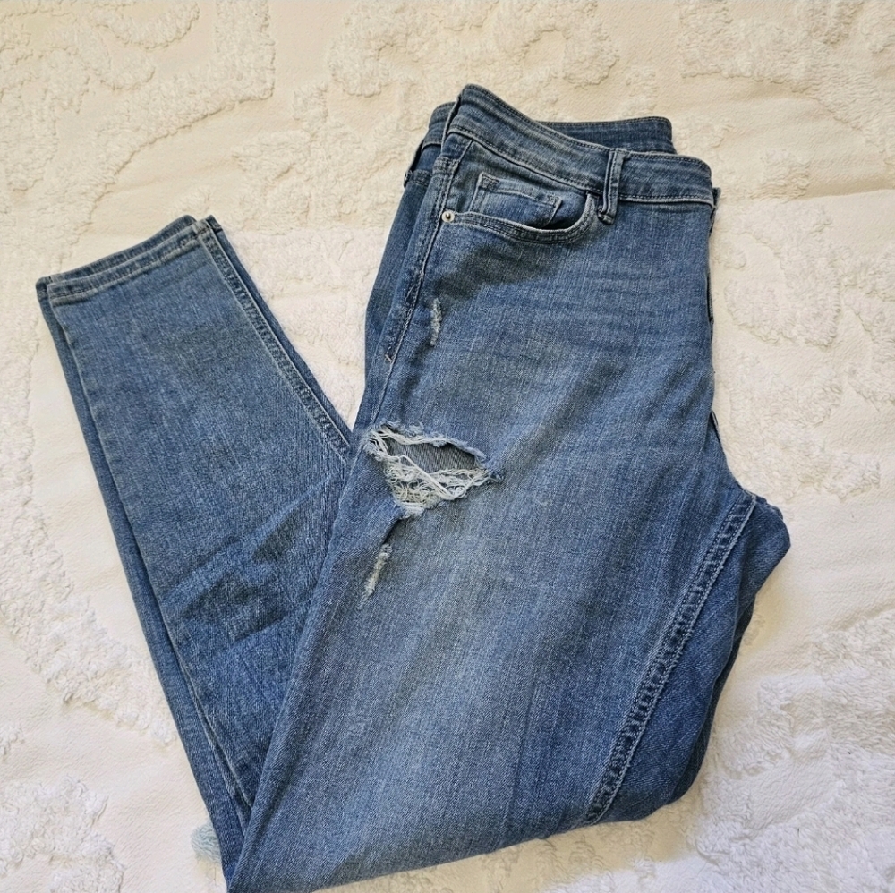 Old Navy • Rockstar Skinny Jeans